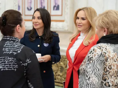 Firea se roagă la Dumnezeu să nu-i închidă ușa Foto: Facebook