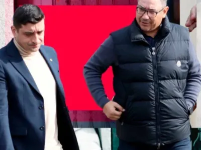 Fost consultant și susținător al lui Simion către liderul AUR: „Nu mai sta la «cooperative»”! Foto: Dâmbovițeanul