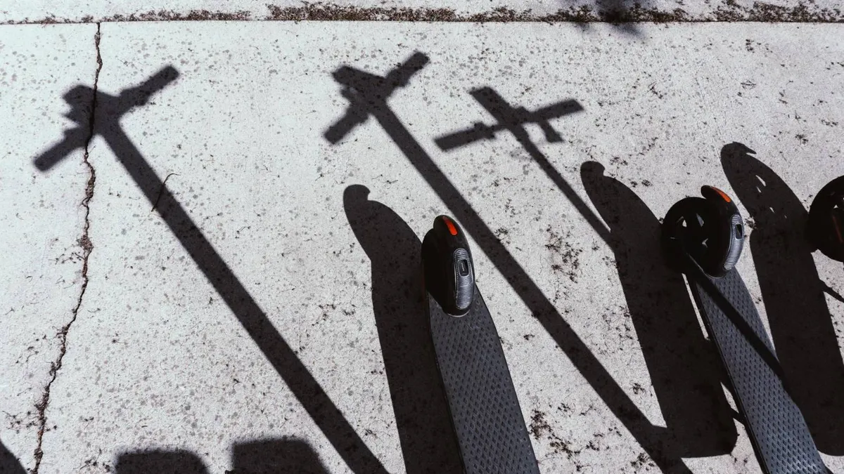 Trotineta electrică provoacă moartea unei adolescente (sursa: Pexels/Brett Sayles)