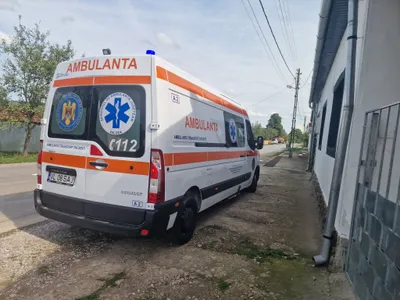 Ambulantele statului aduceau la centrele lui Pasca pacienti din toata tara Foto: Facebook