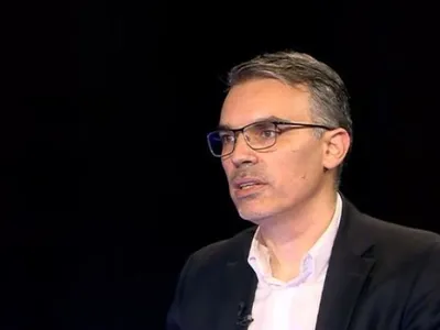 Sociologul Cătălin Stoica sugerează că ultimul sondaj INSCOP este o manipulare: „Deci, bravo, il rezolvaram pe Bolojan si aripa sa din PNL”