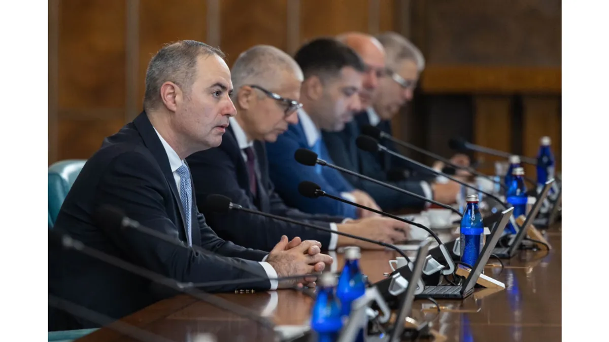 Alexandru Nazare se pregătește să crească taxele ca să acopere angajamentele PSD