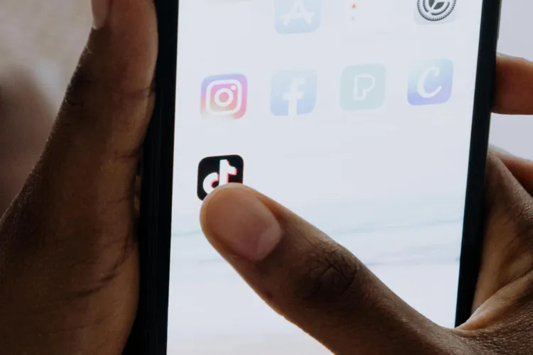 SUA și China, acord privind TikTok (sursa: Pexels/cottonbro studio)