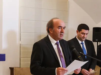 Tudorel Toader, pensie specială: 8.400 euro (sursa: Facebook/Universitatea „Alexandru Ioan Cuza" din Iași)