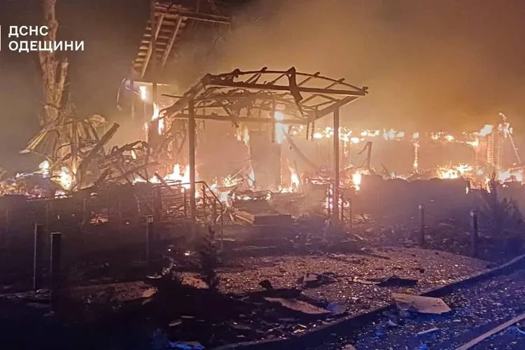 Atacuri aeriene masive în Ucraina de Crăciun (sursa: Facebook/ДСНС України)