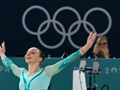 Ana Bărbosu, ceremonie pentru bronzul olimpic (sursa: Facebook/Comitetul Olimpic și Sportiv Român)