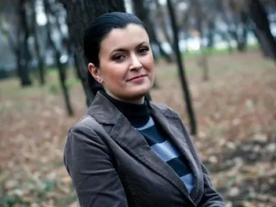 Sorina Matei, directoarea AUR a televiziunii publice, masiv promovată de Sputnik. Plus mesaje vulgare despre „Mucușor”