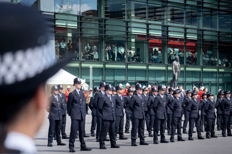 Aniversarea atacurilor Hamas, poliţia londoneză, mobilizată (sursa: Facebook/Metropolitan Police Service)