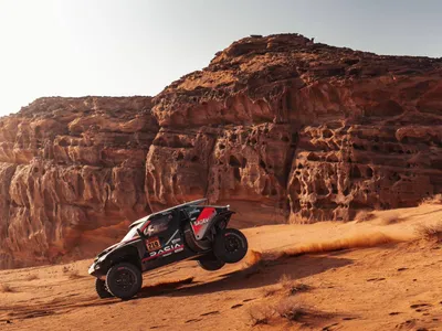 Dacia, lider în raliul Dakar (sursa: Facebook/The Dacia Sandriders)