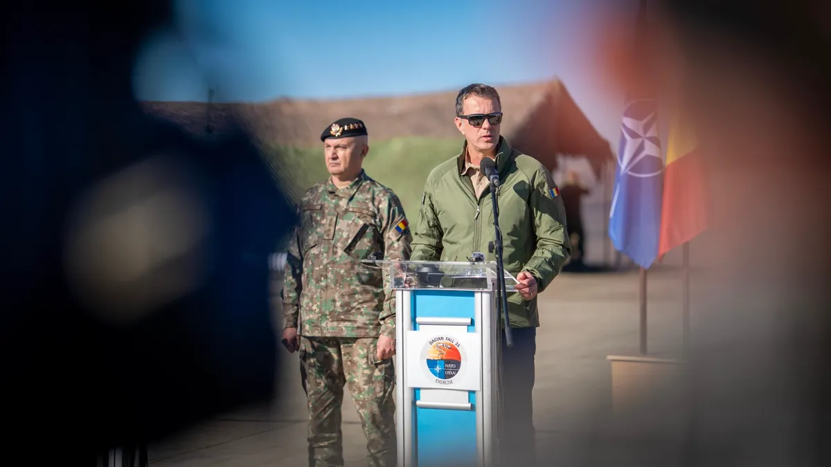 Căror companii le va împărți Moșteanu (MApN) nouă miliarde de euro prin SAFE (sursa: Facebook/Ionuț Moșteanu)