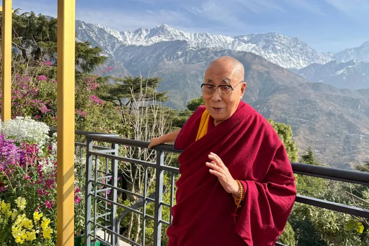 Dalai Lama, la 90 de ani (sursa: Facebook/Dalai Lama)