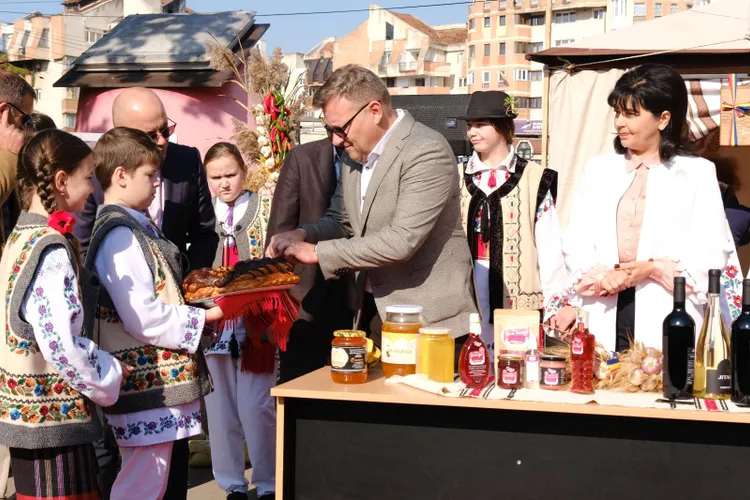 Parlamentarii mai inventează zile în care angajații stau departe de muncă: ziua de naștere, liberă și plătită de angajator