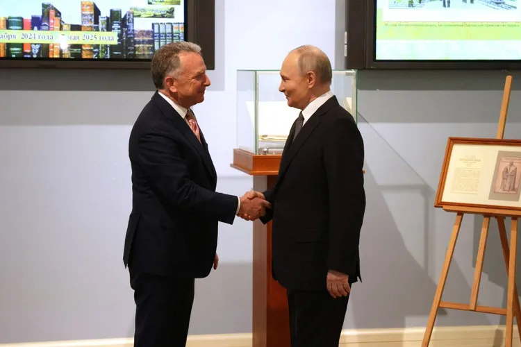 Emisarul lui Trump susține cererile Kremlinului (sursa: kremlin.ru)