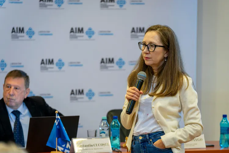 „ANAF vrea să știe tot: cine s-a căsătorit, câți invitați au fost și câți mici s-au mâncat”, arată Valentina Saygo Foto: Facebook