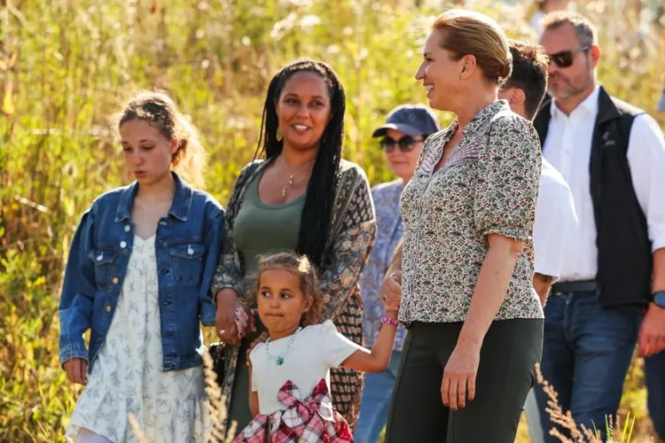 Danemarca limitează accesul minorilor la internet (sursa: Facebook/Mette Frederiksen)