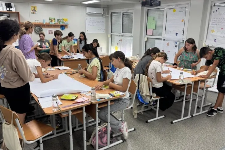 Profesori pentru copiii din comunitățile sărace (sursa: ziaruldeiasi.ro)