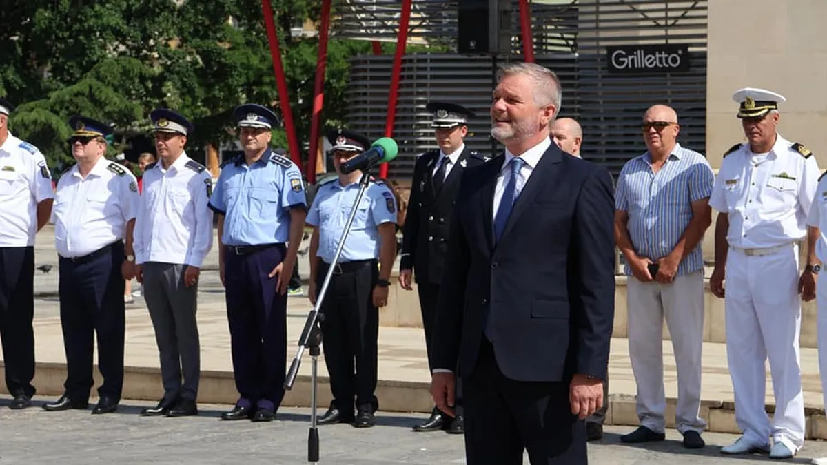 Prefectul PSD oferă asistență localităților pe care ar trebui să le supravegheze Foto: Facebook