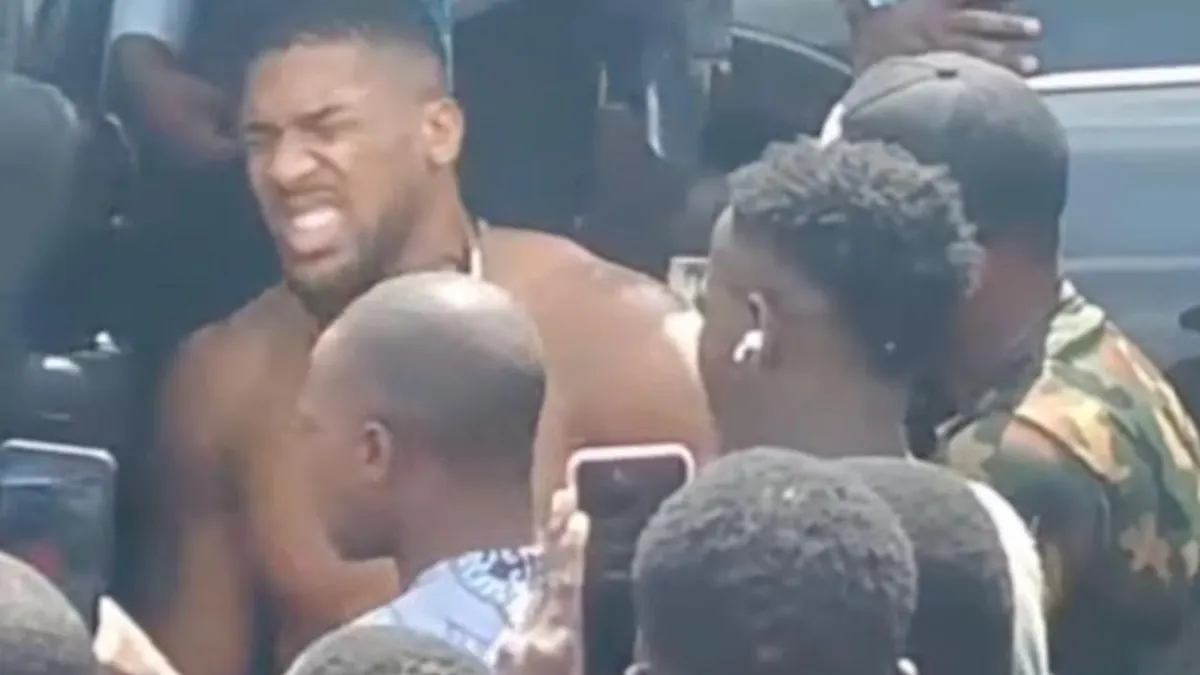 Anthony Joshua, dus de urgență la spital (sursa: Independent)