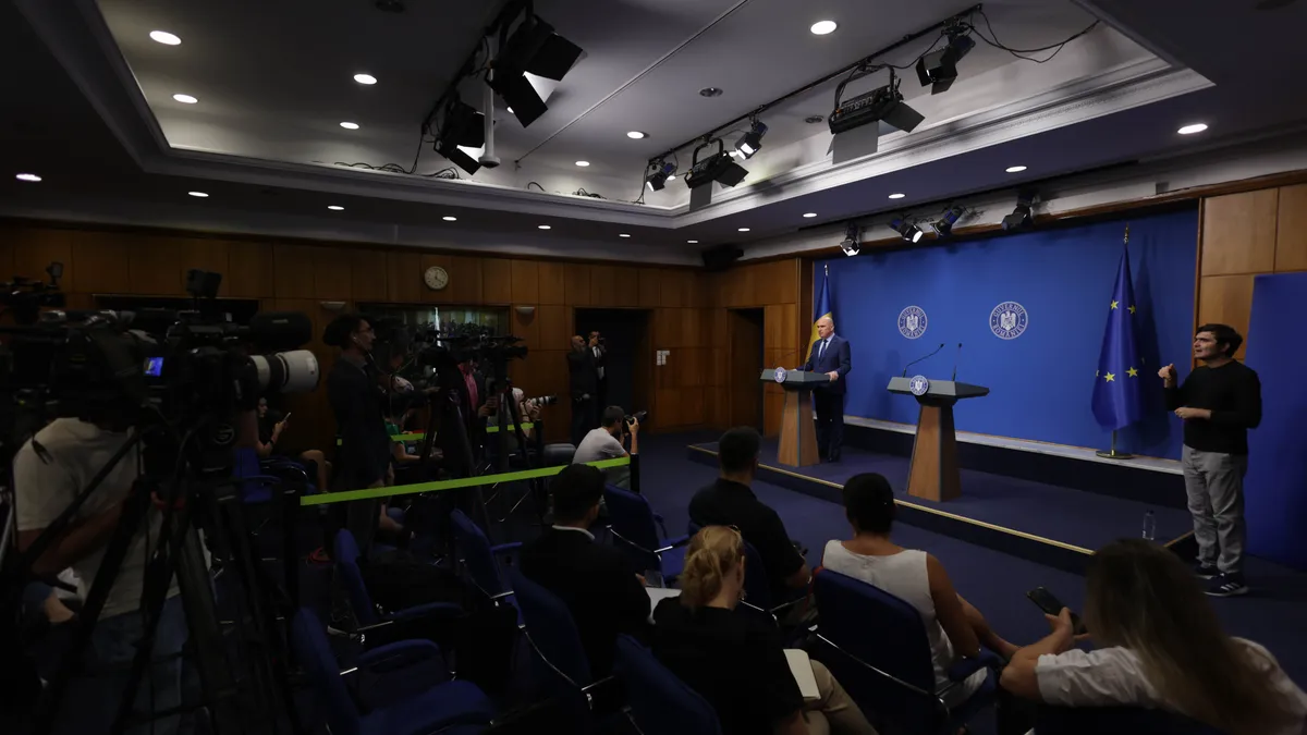 Conferința lui Bolojan despre pensionarea magistraților, dominată de întrebări despre Anastasiu Foto: Inquam/George Calin