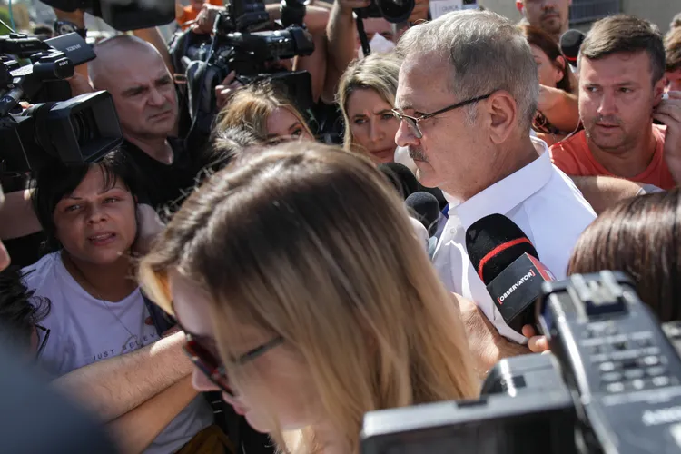 Dragnea, Irinuca: Maldive, pe bani publici (sursa: Inquam Photos/Octav Ganea)