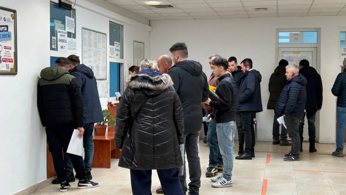 Înmatricularea digitală a autoturismelor se face la ghișeu și la poștă (sursa: ziaruldeiasi.ro)