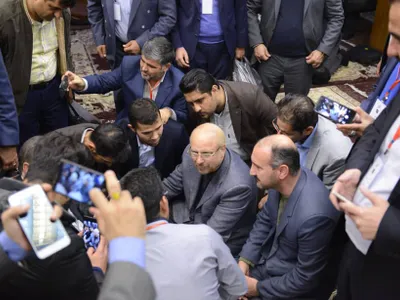 Doi iranieni relaxați: deocamdată, SUA și Israel i-au scos de pe lista celor care trebuie lichidați Foto: Twitter Mohhamad Bagher Ghalif