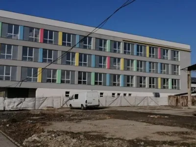 Spital finalizat acum patru ani, cu lacătul pe ușă Foto: Stiri Botosani