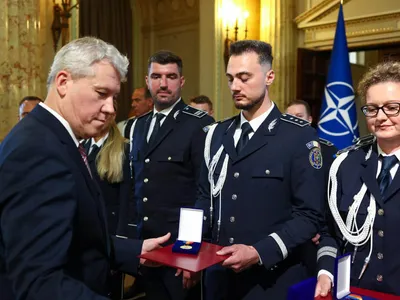 EXCLUSIV Secretele Poliției Române, scoase la vânzare de hackeri: documentele ar conține informații despre polițiști, misiuni și infractori