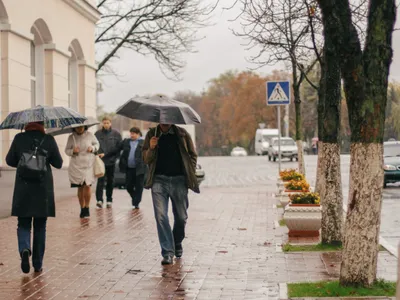 Răcire accentuată, ploi și descărcări electrice: prognoza pentru 11–15 octombrie