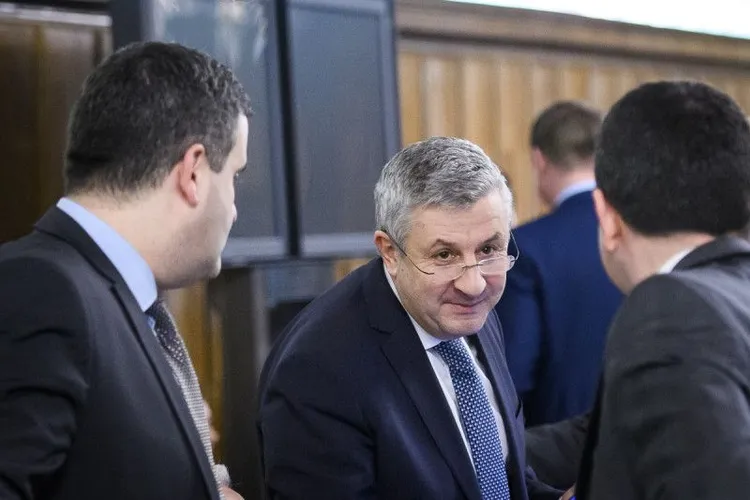 Ce funcție îi pregătește PSD fostului inginer din Caracal Florin Iordache, pentru că l-a hărțuit cu succes pe Bolojan
