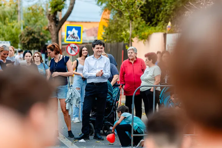 Bucureștiul lui Nicușor Dan, rating cu patru trepte peste cel al României Foto: Facebook