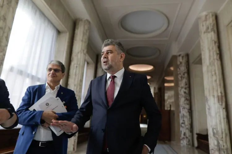 Guvernul abandonează orice plan de a tăia cheltuielile cu bugetarii Foto: Inquam/George Calin