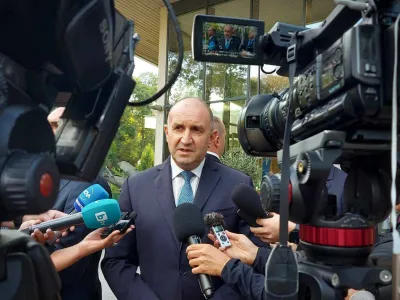 Noi alegeri parlamentare organizate în Bulgaria (sursa: Facebook/Rumen Radev)