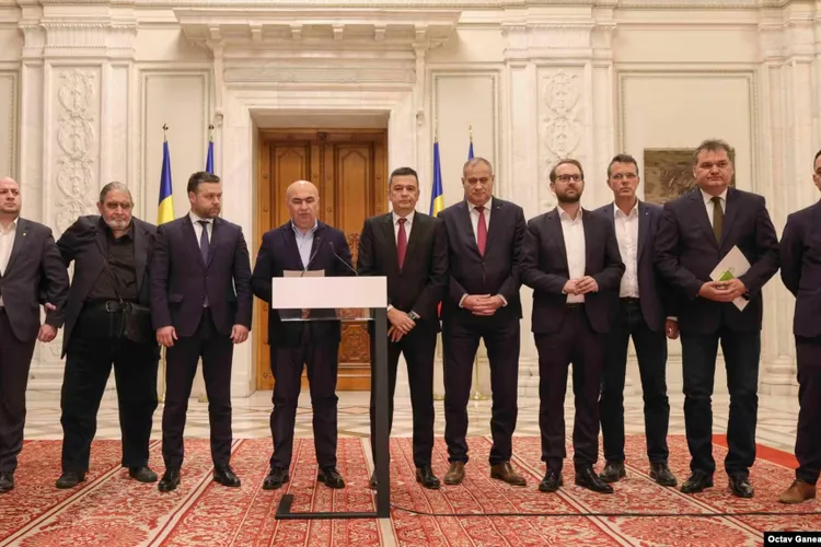 Actuala coaliție majoritară ar câștiga alegerile, în caz de anticipate, arată un sondaj CURS Foto: Inquam/Octav Ganea