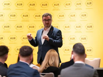 Auristul Dan Tanasă, audiat de procurori în dosarul în care este acuzat de incitare la ură. AUR îl protejează