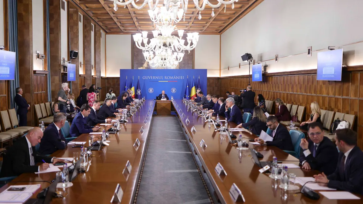 O bacterie care omoară în chinuri bântuie toaletele Guvernului, susține un lider al angajaților Foto: Inquam/Octav Ganea