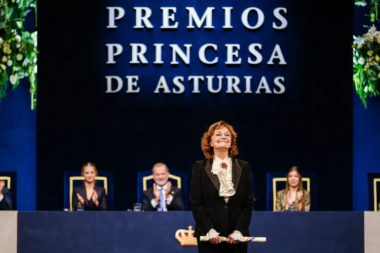 Blandiana primește premiul Prințesa de Asturia (sursa: Facebook/Fundación Princesa de Asturias)