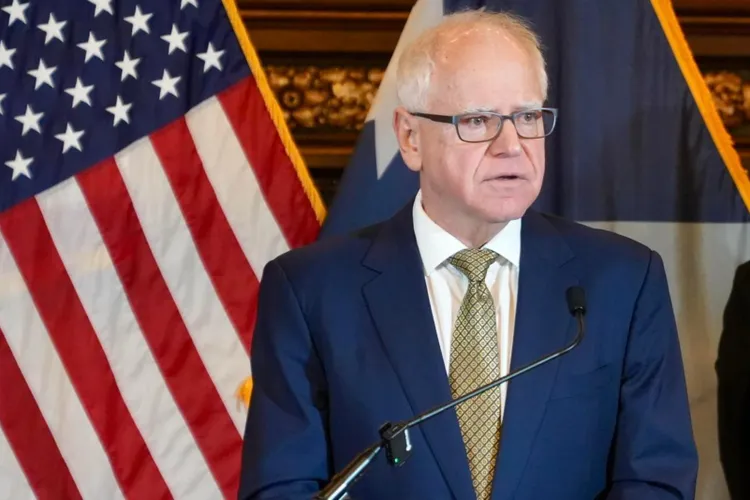 Guvernatorul Tim Walz renunță la candidatură (sursa: Facebook/Governor Tim Walz)