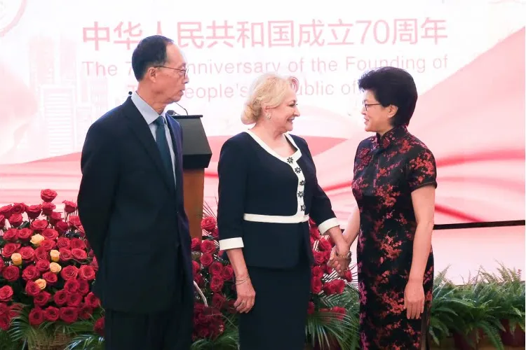 Prime Minister Viorica Dăncilă attends the reception marking the National Day of the People's Republic of China (source: gov.ro)