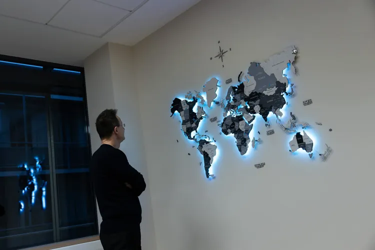 Ungaria, „la masa noii ordini mondiale” (sursa: Facebook/Szijjártó Péter)