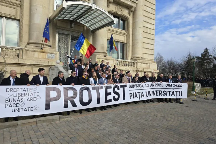 Protest organizat în București, de AUR (sursa: Facebook/George Simion)