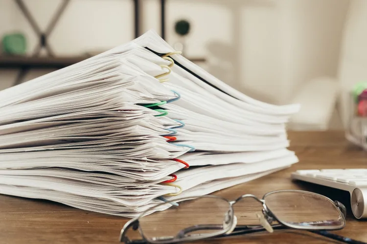 O perioadă de muncă omisă îți poate micșora pensia: cum verifici calculul și cum corectezi datele