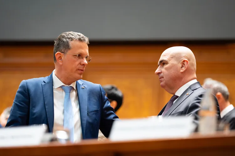 Conducerea USR se reunește pentru a discuta situația lui Moșteanu, unii membri îi vor cere demisia Foto: Facebook