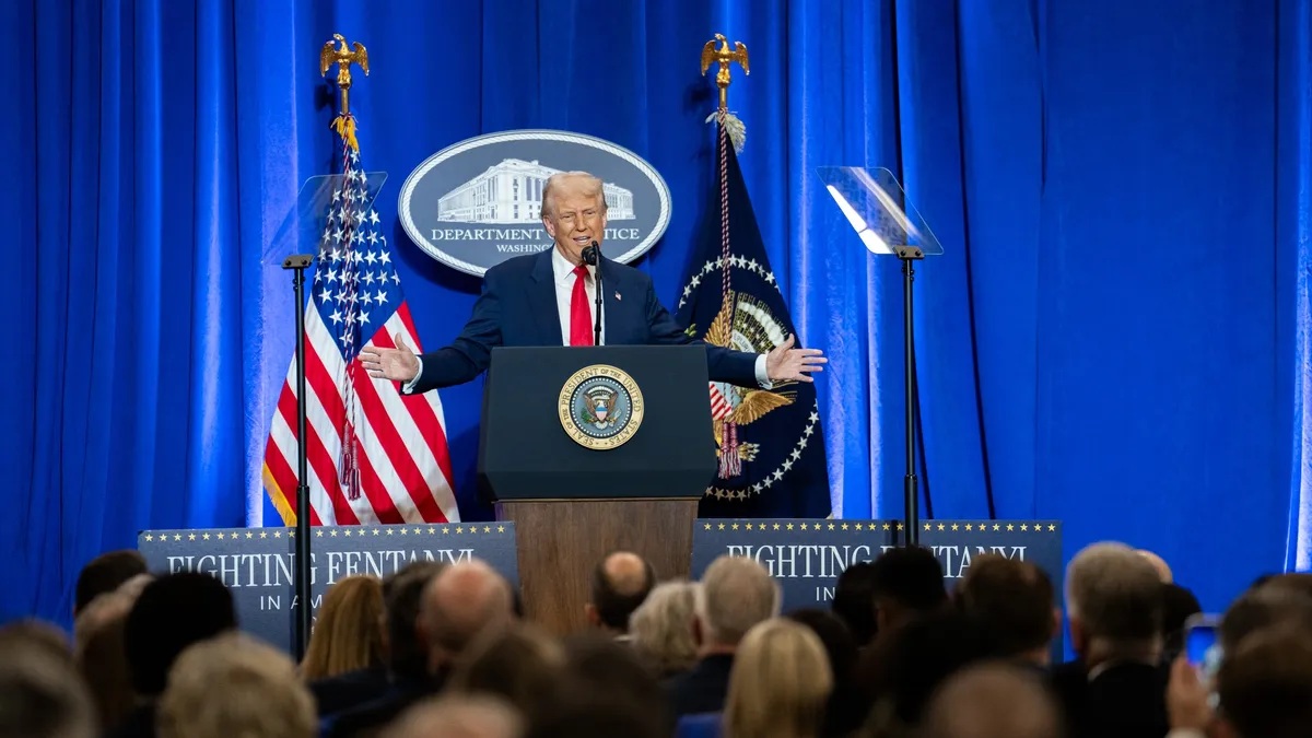 Trump, mesaj pentru Rusia și Ucraina (sursa: Facebook/The White House)