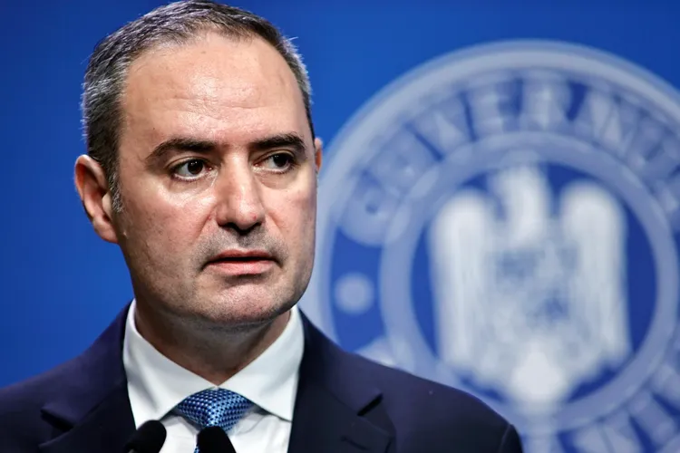 Ministrul Nazare, firmă cu datorii uriașe, inactivată convenabil de ANAF (sursa: Facebook/Alexandru Nazare)