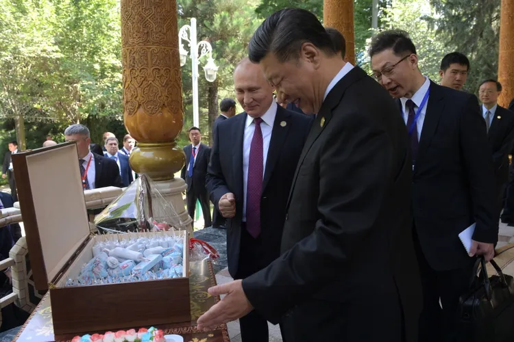"Tovărășia" Xi Jinping - Putin, pe sfârșite (sursa: kremlin.ru)