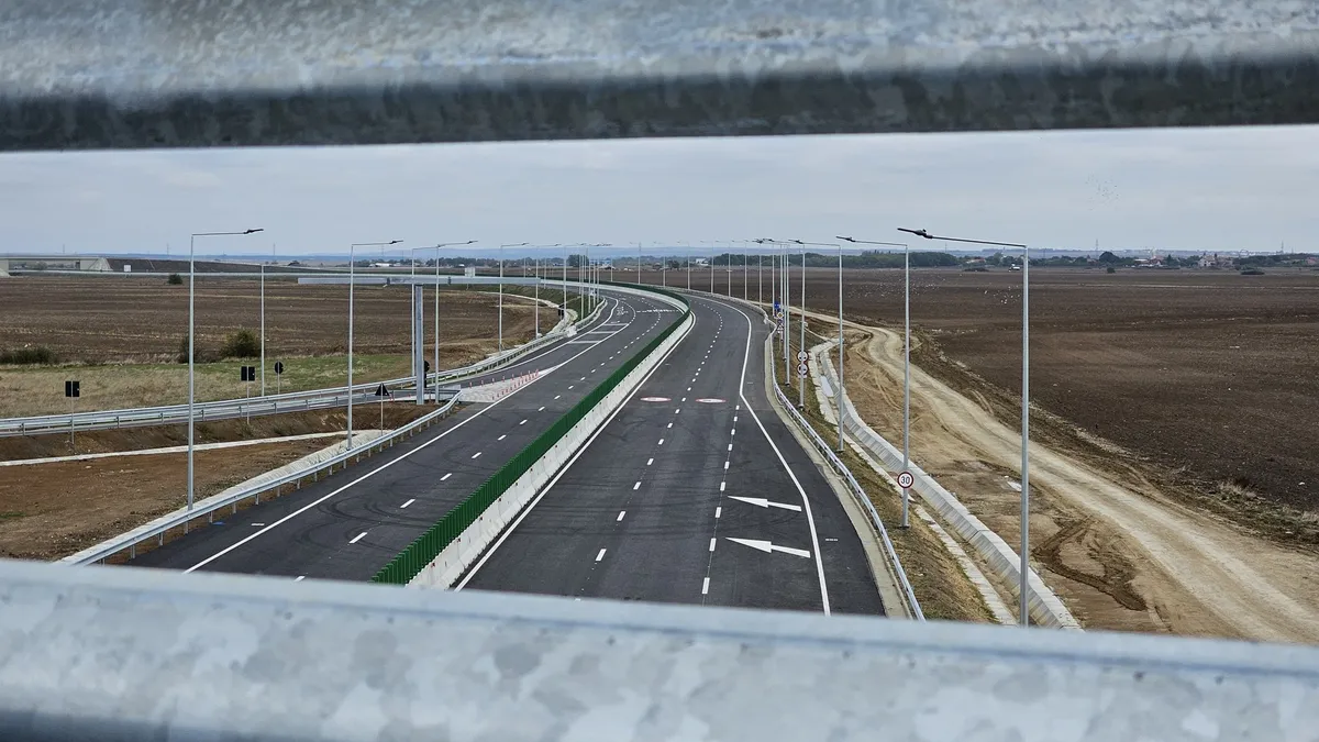 La final de noiembrie s-ar putea circula de la București la Focșani pe autostradă Foto: Facebook Cristian Pistol