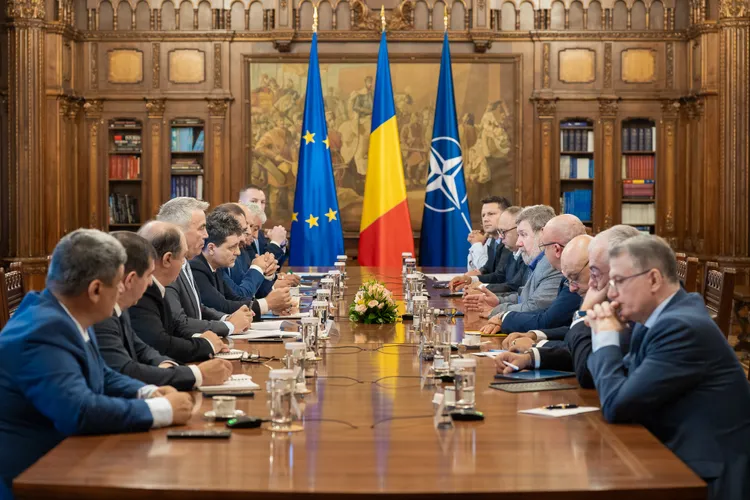 Sindicatele anunță că s-au dus la Cotroceni ca să apere interesele angajaților la stat Foto: Facebook