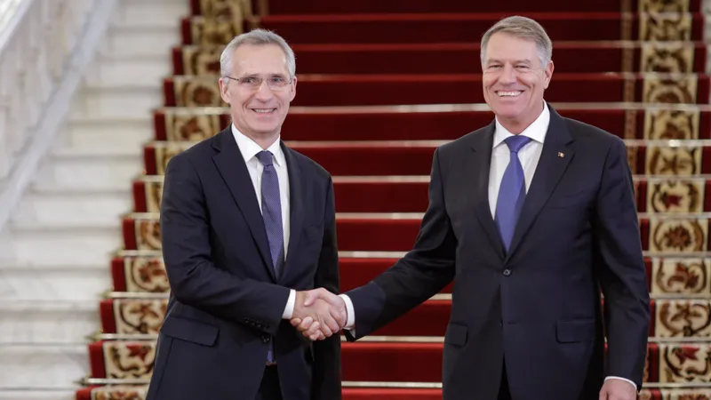 România a notificat NATO în legătură cu candidatura lui Iohannis la funcția de secretar general (sursa: Inquam Photos/Octav Ganea)