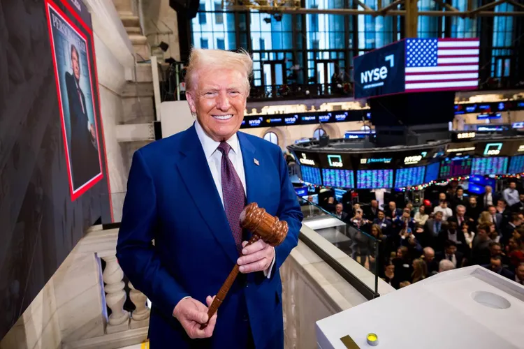 Taxele lui Trump afectează Wall Street (sursa: Facebook/New York Stock Exchange)